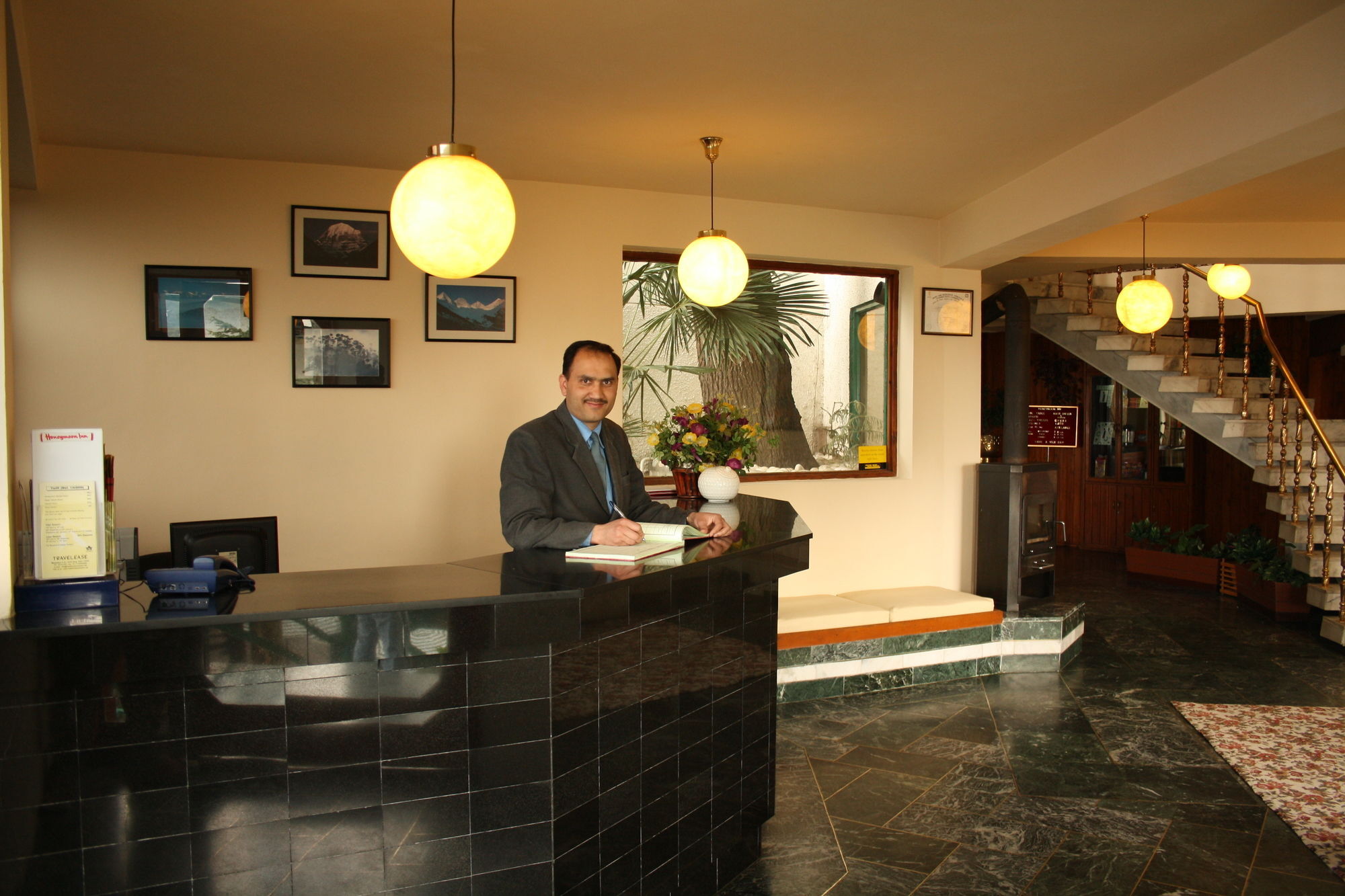 Honeymoon Inn Mussoorie Exterior foto